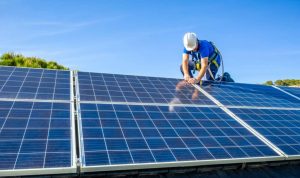 Installation et mise en production des panneaux solaires photovoltaïques à Luzarches